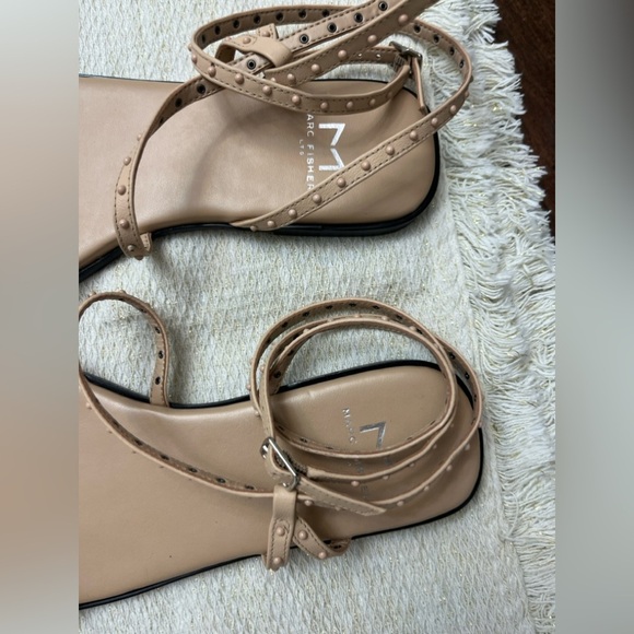 Marc Fisher Nalica Sandal Size 7.5 Light Natural Pink Studded Strappy Neutral - Picture 3 of 7